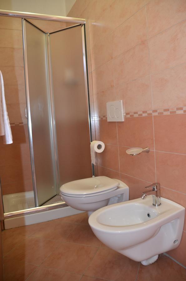 Albergo Roma Gattico Eksteriør bilde